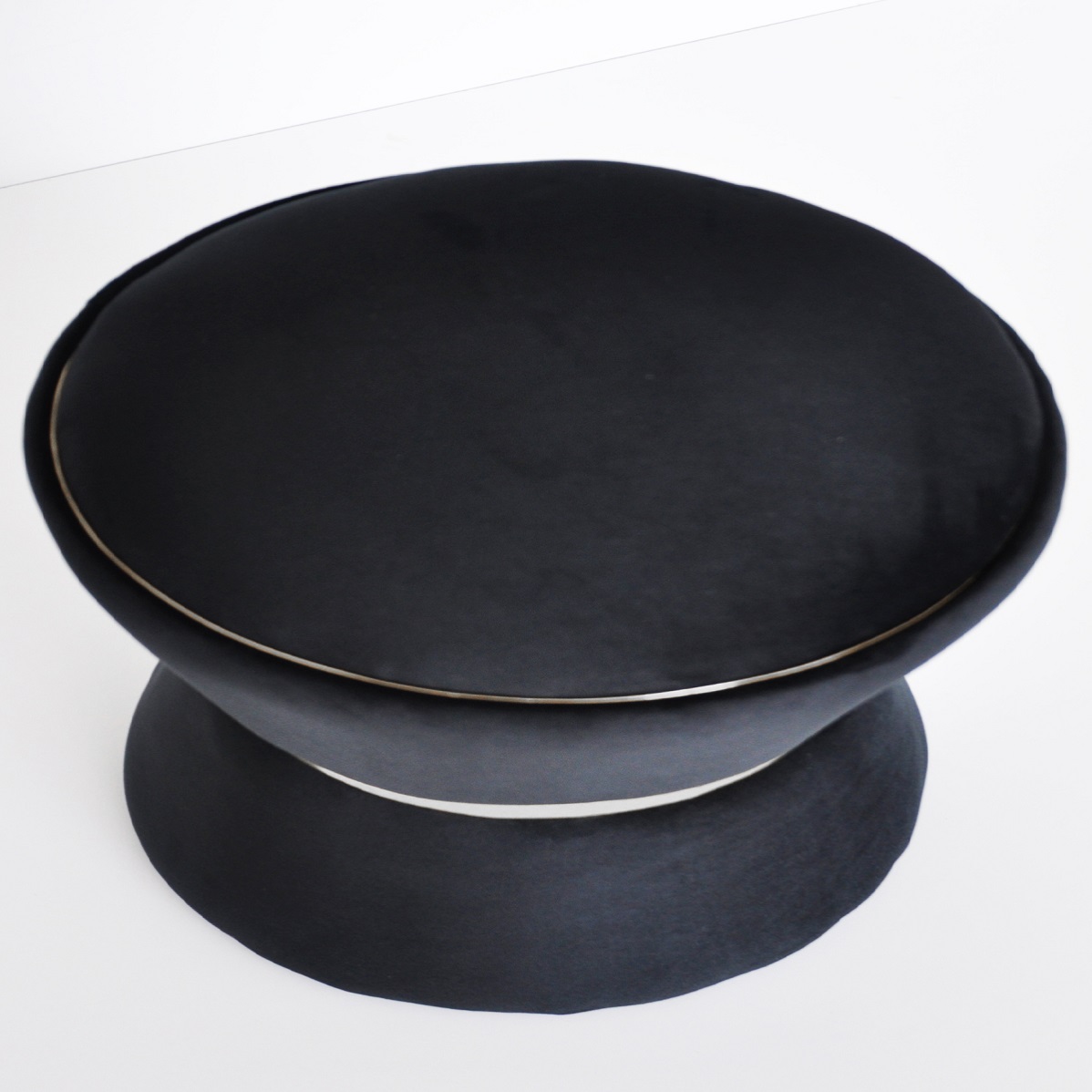 ECHE HOME - ZEM LUNGE FINE POUF/SGABELLO IN VELLUTO NERO-ARGENTO